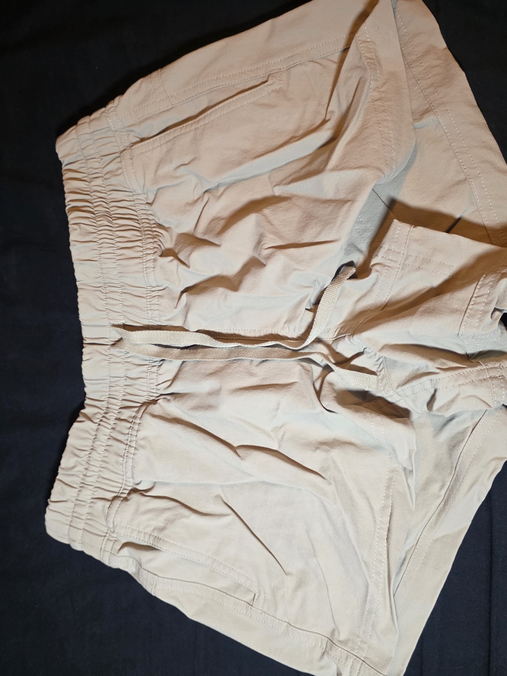 Mountain Hardwear Women's Beige Athletic Pull-On Shorts